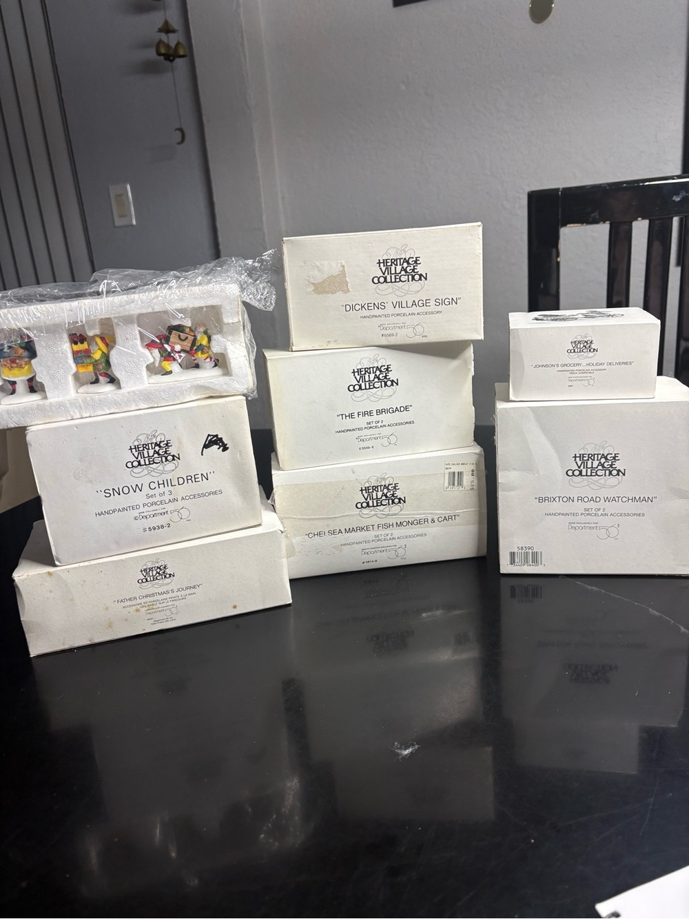 Department 56 Heritage Village collection bundle